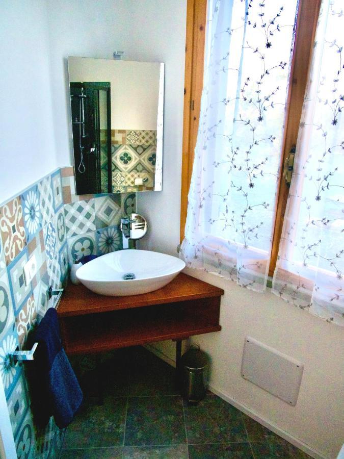 B&B Des Artistes Borzano Екстериор снимка