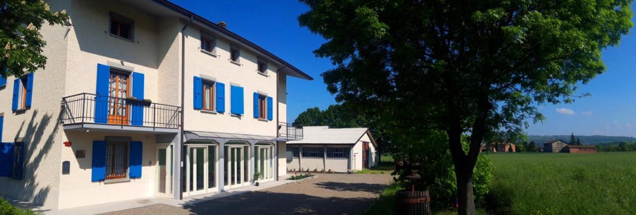 B&B Des Artistes Borzano Екстериор снимка