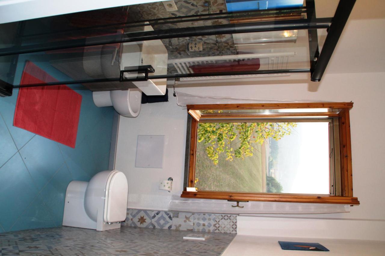 B&B Des Artistes Borzano Екстериор снимка